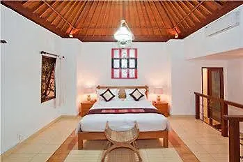 Villa Ombak Denpasar